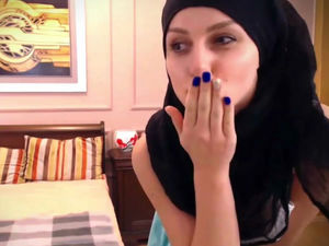Beautiful muslim webcam model