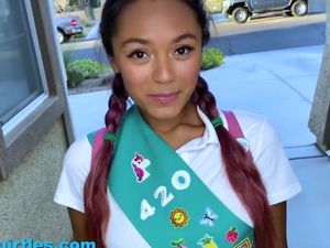 Tiny Squirtles – Tiny Bitchy Female